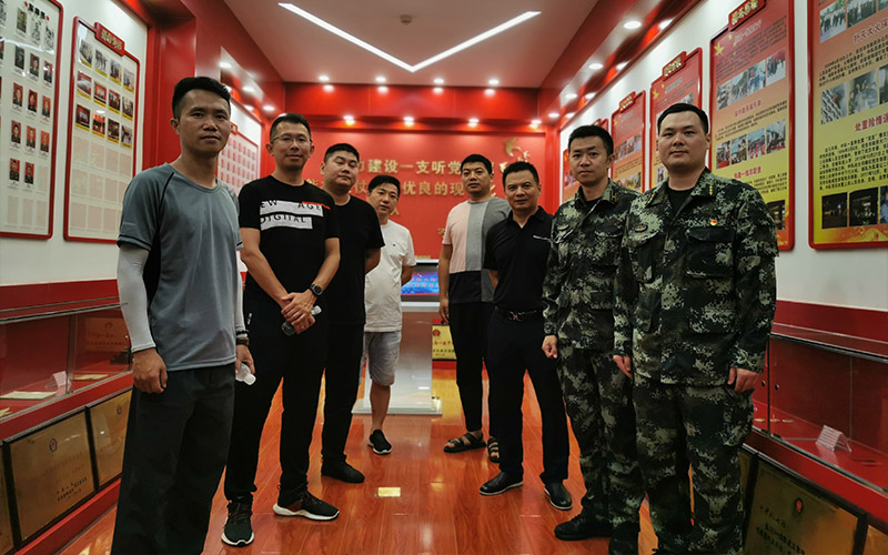 “八一”建军节,沃联慰问武汉市政府警卫连